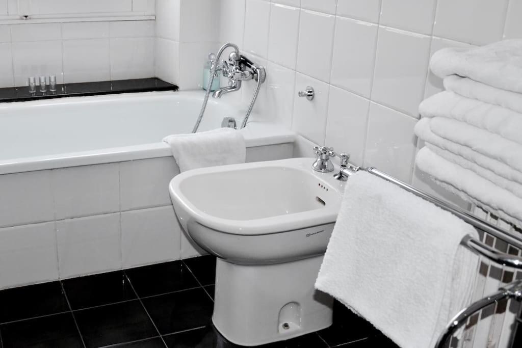 Acqua Chiara Appartement Cagliari Buitenkant foto